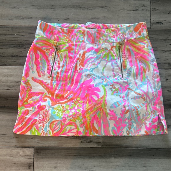 Lilly Pulitzer Dresses & Skirts - Lilly Pulitzer Vibrant Pink and Orange Mini Skort